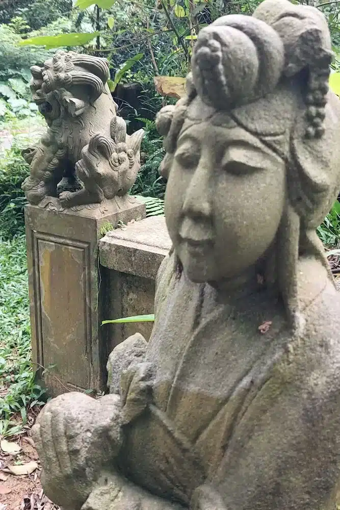 Singapore Hiking Trail The Mysterious Bukit Brown Cemetery