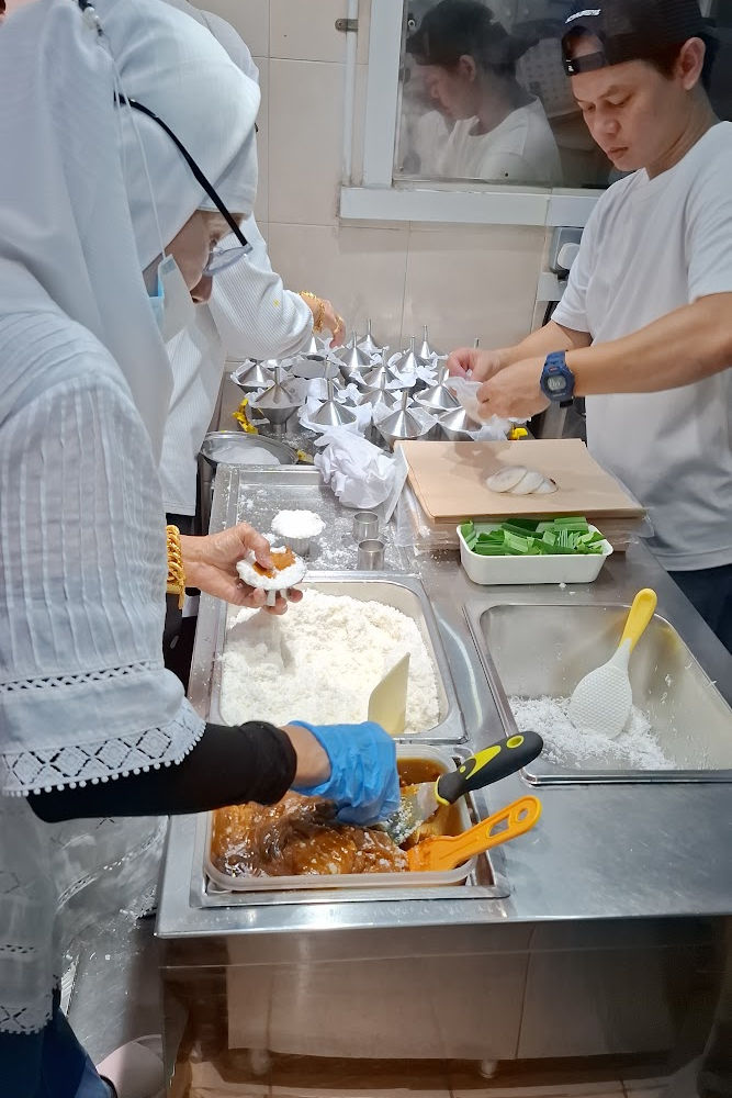 East Coast Joo Chiat Walking Trail-Putu Piring Coconut Delight