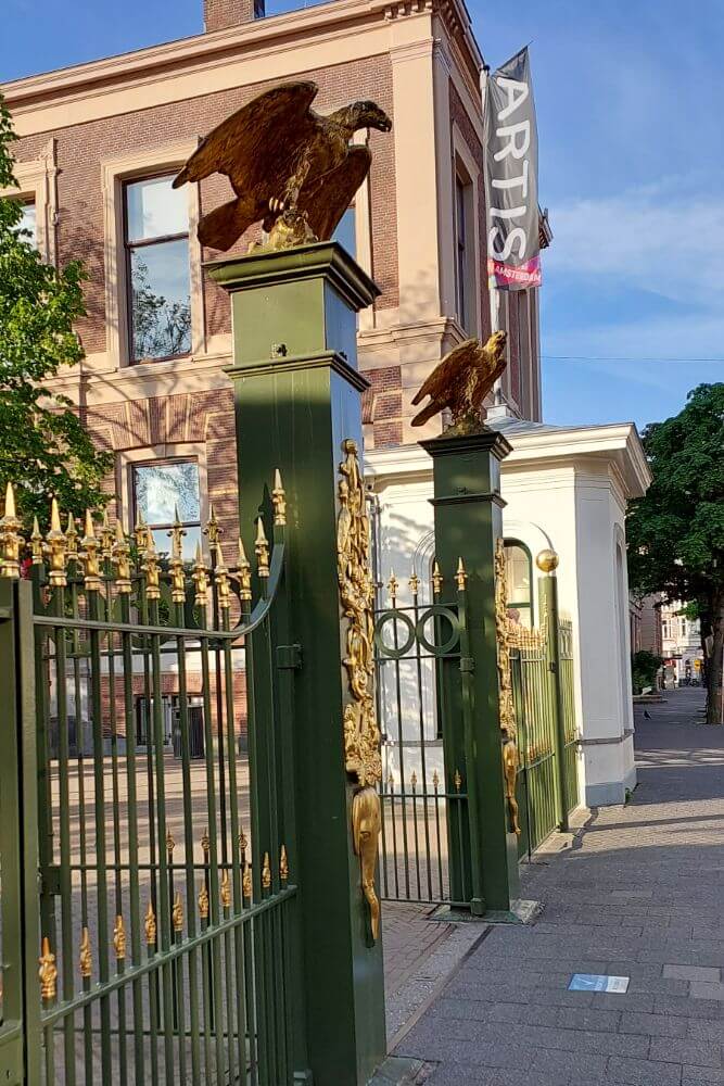 Artis Zoo amsterdam free walking tour beautiful park Jewish Area Amsterdam