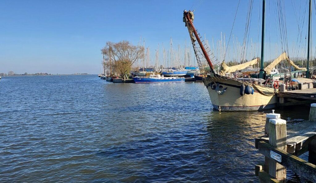 Monnickendam – Quiet Streets, Lakeside Views and a True Dutch Village Feel