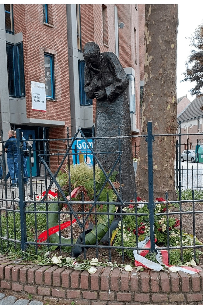 Kitty de Wijze memorial sculpture in Nijmegen